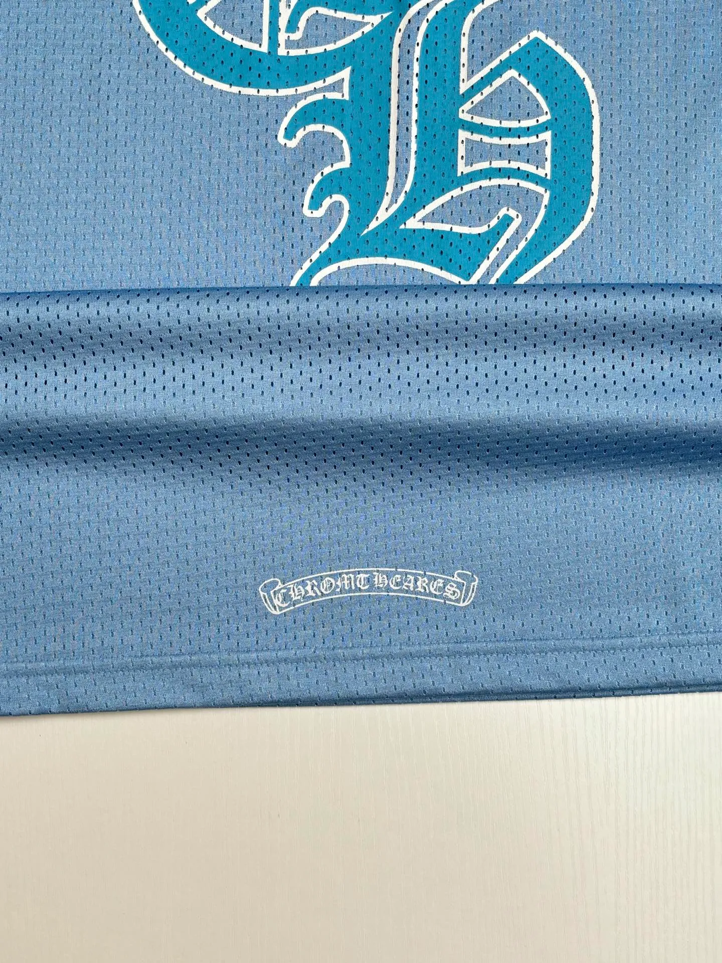 🅿️290 Chrome Heart*/Ch Chrome Heart 25SS mesh glitter blue ice hockey jersey short-sleeved. The fabric is made of high-density 100D bird's eye cloth. Double-sided mesh positioning is very time-consuming. The cost of labor loss is very high. It is not a single-layer thin transparent bottom junk product on the market. Same style for men and women. OS version Size: S/M/L